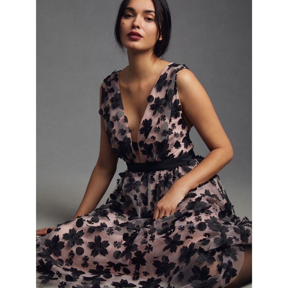 Anthropologie Strappy Floral Floral Appliqúe Tulle Midi Dress | Black /Blush | 0 - Picture 12 of 12